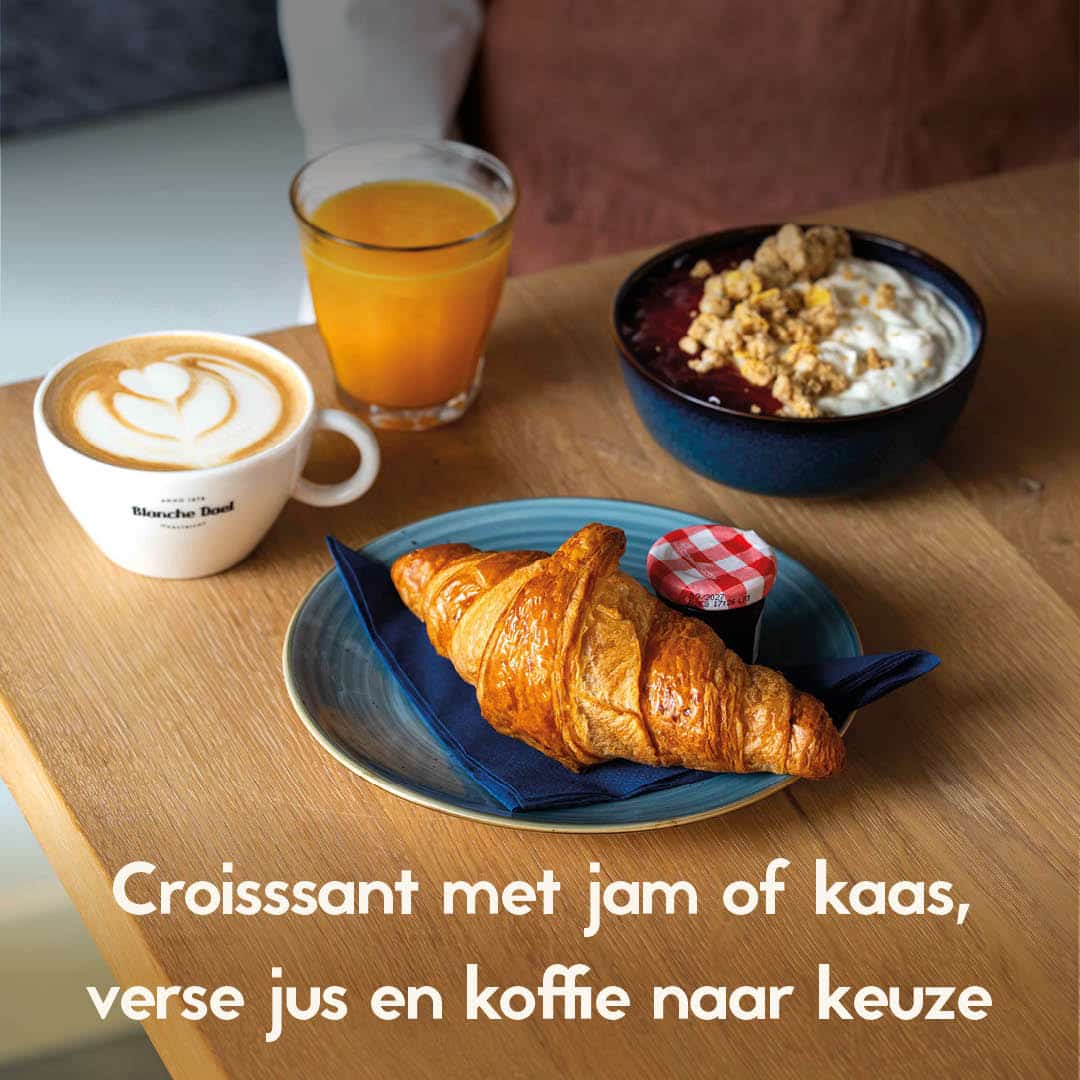 Jitha’s Ontbijt Croissant met jam of kaas